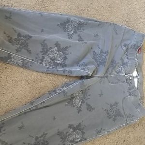 Gray flower printed skinny jeans